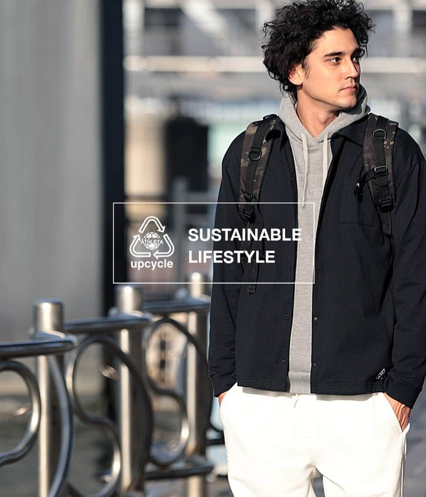 ATHLETAのインスタグラム：「・・・ SUSTAINABLE LIFESTYLE  モノだけでなく、  大切なことはヒトのマインド  スポーツを通して、  アップサイクルという考えを通して  ひとり一人が新たな価値観を考え、  心も身体も健やかに、 自分らしく豊かな人生を送ること  それが、これからの素晴らしい スポーツライフスタイルだと私たちは考えます  できる事から少しずつ  #ATHLETA #futebol #futsal #upcycle #アップサイクルシリーズ #SUSTAINABLE」