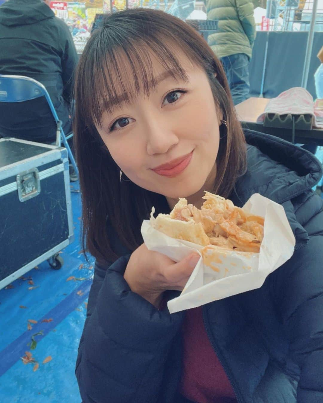 森本さやかのインスタグラム：「#忍者フェスタ には美味しいものがたくさん食あって毎日色々食べてみたんだけど( ˘༥˘ )  久しぶりのケバブはちょっと食べるの難しかった(˶ᐢᗜᐢ˶)  でも全部美味しかった( 'ч' ♡)ŧ‹"ŧ‹"ŧ‹"ŧ‹"   #伊賀米  #牛すじ煮込み  #ケバブサンド  #伊賀ほうじ茶ラテ    #伊賀上野ninjaフェスタ   #イベント司会」