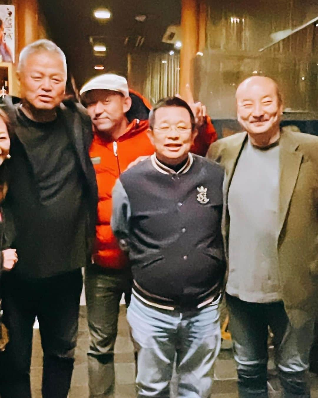 金村義明さんのインスタグラム写真 - (金村義明Instagram)「#キャベツ 肉の山喜前田社長も呼んで、旭屋新田社長と最初は、3人でスタート 打ち上げ福亭で洋七師匠達が飲んでるんで新田ちゃんと2人で乗り込んで、ご挨拶して、解散してからキャベツ戻ってまた沢山になってたて、まだ飲んで、しめは、総勢7名で粕汁で〆 楽しい1日でした！ 感謝🫂」11月27日 11時59分 - yoshiaki_kanemura