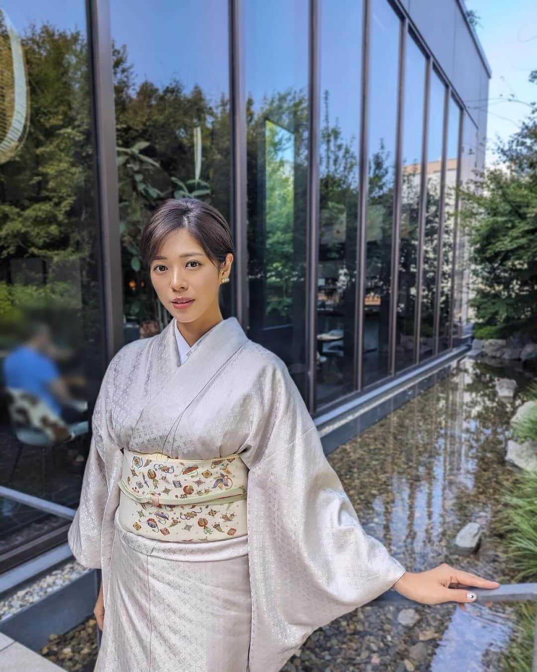 わちみなみさんのインスタグラム写真 - (わちみなみInstagram)「紅葉の前に訪れた京都  @shosa_kyoto_official  でお着物を着付けていただき お散歩🌾  宝づくしという、帯を合わせました。 縁起の良いものが刺繍された とってもめでたいもの✨  KOSAがオープンしたので ランチはそちらで @acehotelkyoto ☺️  #kyoto #京都 #着物　#kimono #京都観光 #京都散策」11月27日 13時55分 - wacchime