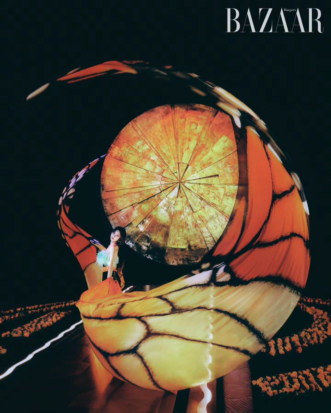 ソヨンさんのインスタグラム写真 - (ソヨンInstagram)「CIRQUE DU SOLEIL <LUZIA> @harpersbazaarkorea」11月27日 14時07分 - tiny.pretty.j