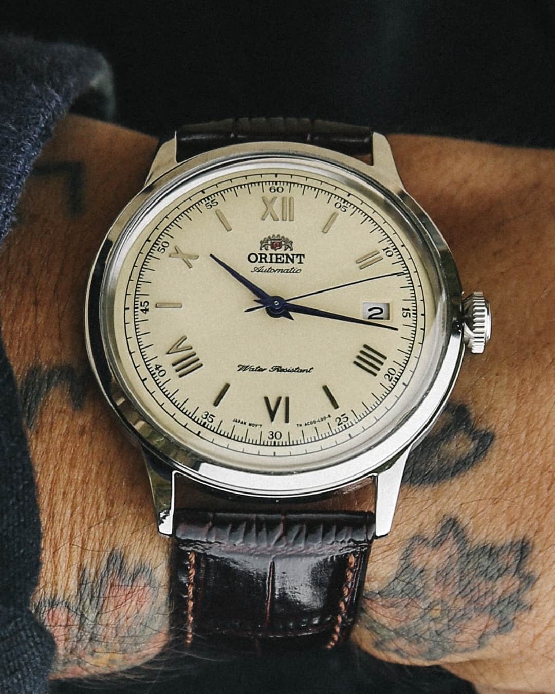 Orient Watchのインスタグラム：「Here's a watchmaker's 4, for the timeline.⁠ ⁠ Model: FAC00009N0⁠」