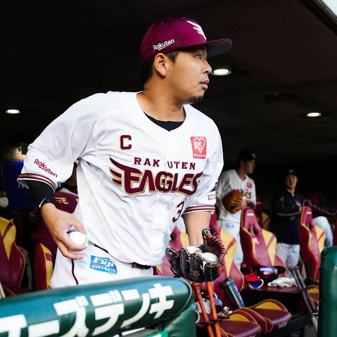 東北楽天ゴールデンイーグルスさんのインスタグラム写真 - (東北楽天ゴールデンイーグルスInstagram)「⚾️  浅村栄斗選手がベストナイン賞を受賞‼️🏆✨  パ・リーグ二塁手部門での選出で 2年連続7度目の受賞となります👏🏼👏🏼 (他に一塁手で1度受賞)  #RakutenEagles #浅村栄斗 #ベストナイン」11月27日 17時34分 - rakuten_eagles