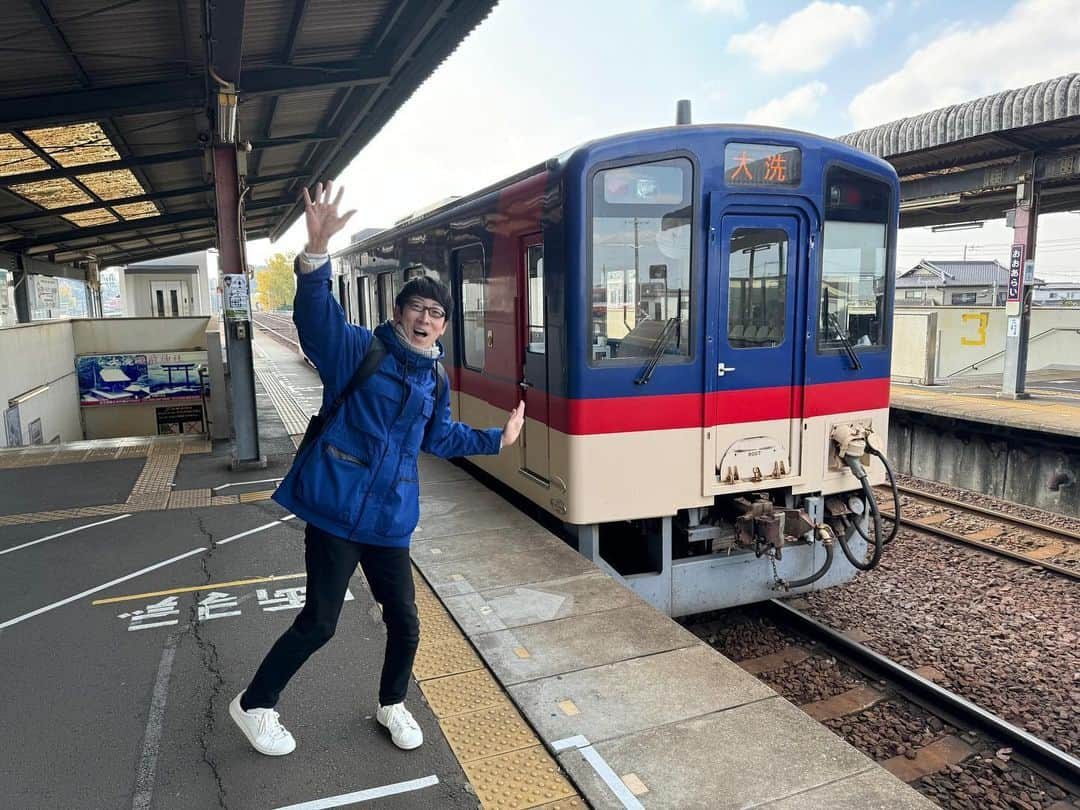 吉川正洋さんのインスタグラム写真 - (吉川正洋Instagram)「今日は鹿島臨海鉄道で『鉄道ひとり旅』のロケでした。この番組では約7年ぶりの再訪シリーズです。  お天気も良くひとり旅日和。いつも通りのんびーりと旅をしてきましたので、放送をお楽しみに！  #鹿島臨海鉄道 #鉄道ひとり旅」11月27日 17時45分 - dhyoshikawa