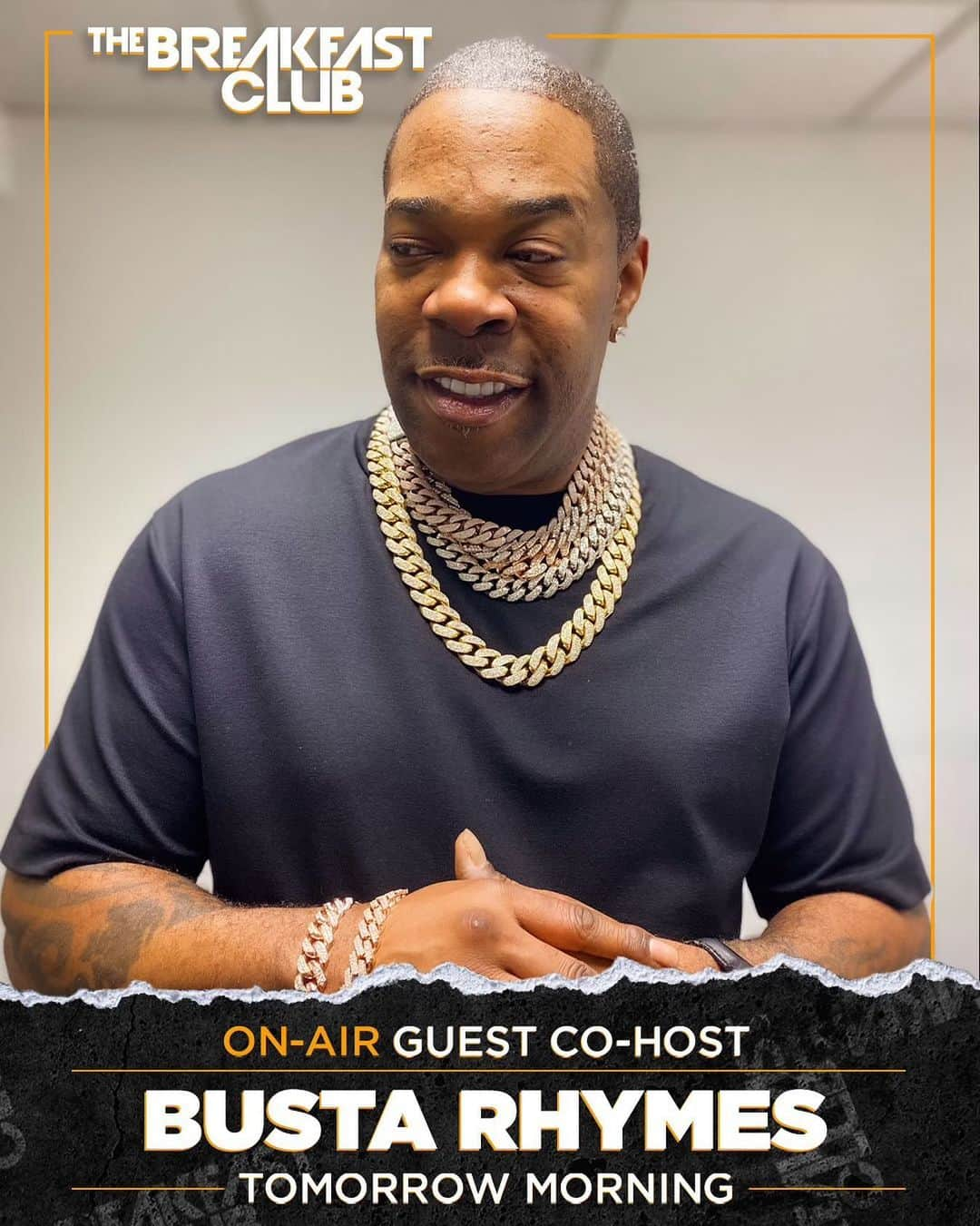 バスタ・ライムスのインスタグラム：「FRESH OF THE INCREDIBLE #THEFINALLAPTOUR STRAIGHT TO A WHOLE NOTHER LEVEL OF GRIND, AS WE CONTINUE RI CAMPAIGN THE BIGGEST ALBUM AND THE BIGGEST MOMENT THE 🐉 WILL BE ON @breakfastclubam IN 6AM EST. AS THE 1ST. ARTIST EVER TO HOST THE ENTIRE 4 HRS OF THE SHOW!! AS WE ALWAYS SAY, THE BLESSINGS DON'T STOP SO WE WON'T EVER STOP!!! #BLOCKBUSTA AVAILABLE AND STREAMING EVERYWHERE RIGHT NOW!! 🤯🤯🤯🤯🤯🤯🤯🤯🤯」