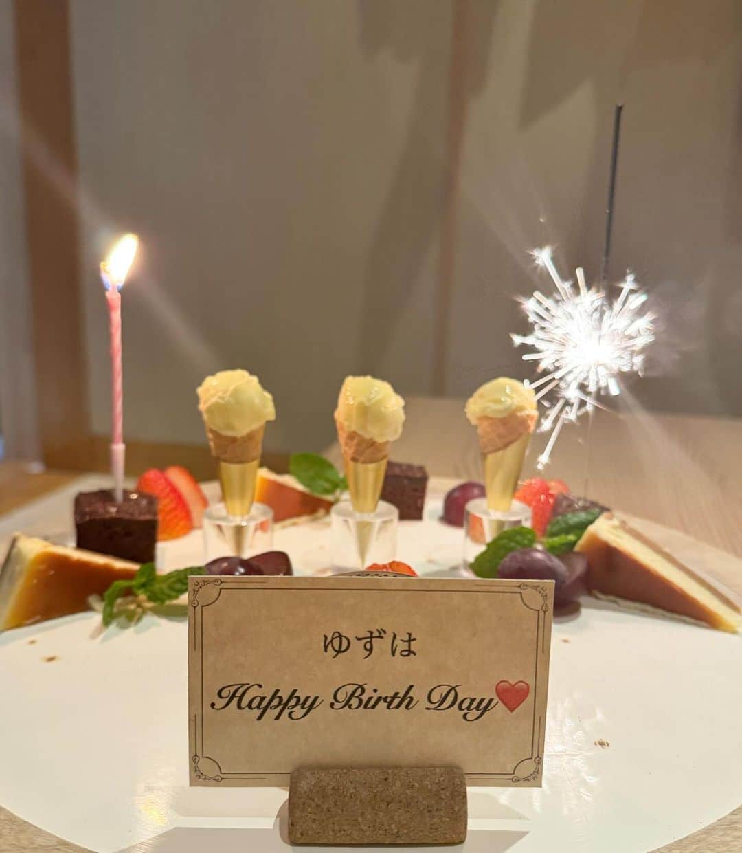 雨宮由乙花さんのインスタグラム写真 - (雨宮由乙花Instagram)「今日は大好きな大好きな方に お誕生日をお祝いしてもらったひ🎂🩷  いっぱい近況報告 しあえて とっても幸せ🥰 いつもありがとうございます！！  帰ってからも余韻がすごい🤣♡ これかもずっとずっとずーっとらぶです💓💓」11月27日 17時43分 - _pinkbunnygirl_