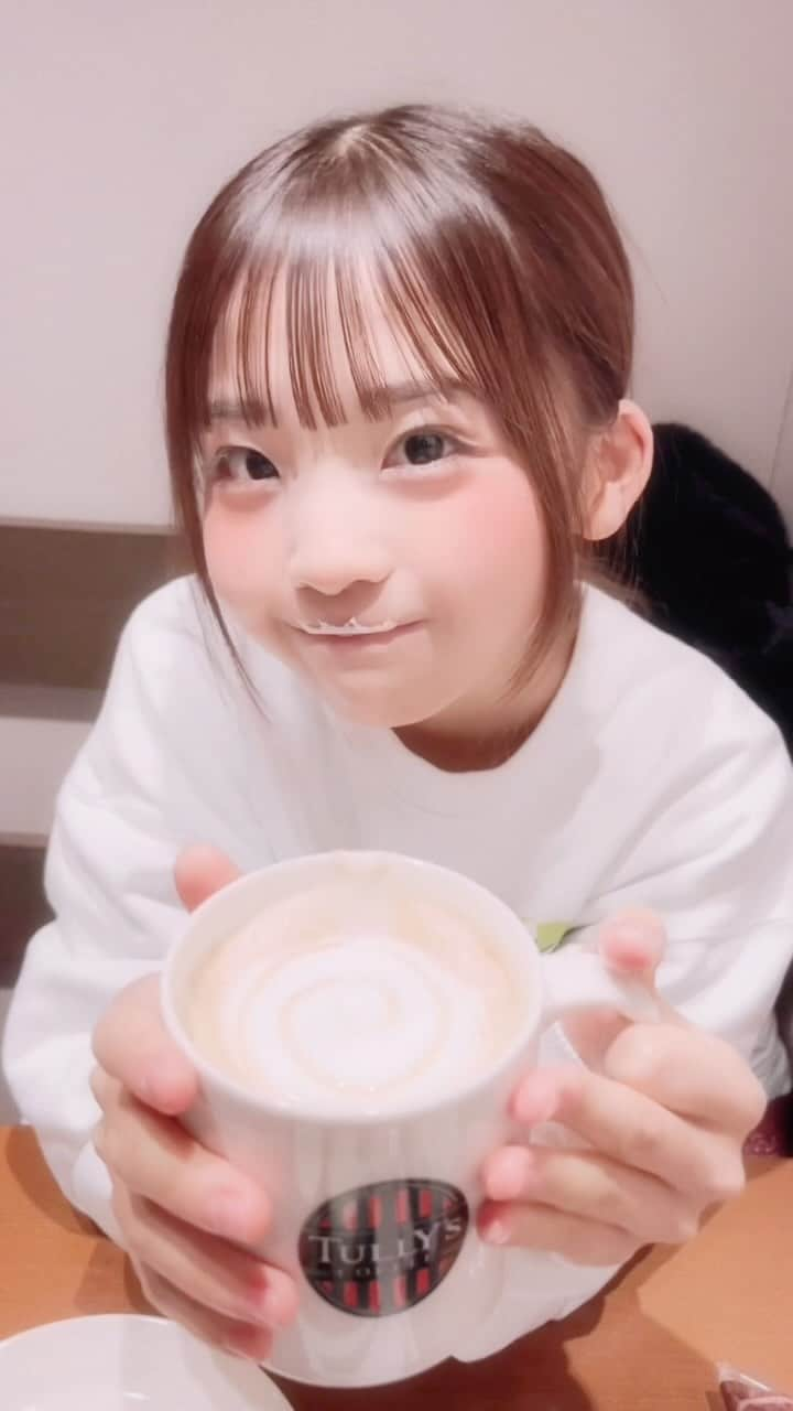 世古乙羽のインスタグラム：「HoneyLatte💛🌻🥪🍋🍯🧀  ・ ・ ・ ・ ・  ・ ・ ・  ・ ・  ・  #idol  #coordinate #girl  #Japan #jk #Dance #longhair #photooftheday #instagood #nofilter  #pierce #instacool #beautiful #happy #beach #hair #fashion #cute #tbt #selfie #instadaily #nature #smile #igers  #世古乙羽#taiwan #taipei #travel  #photography #instagood  #loveshayari」