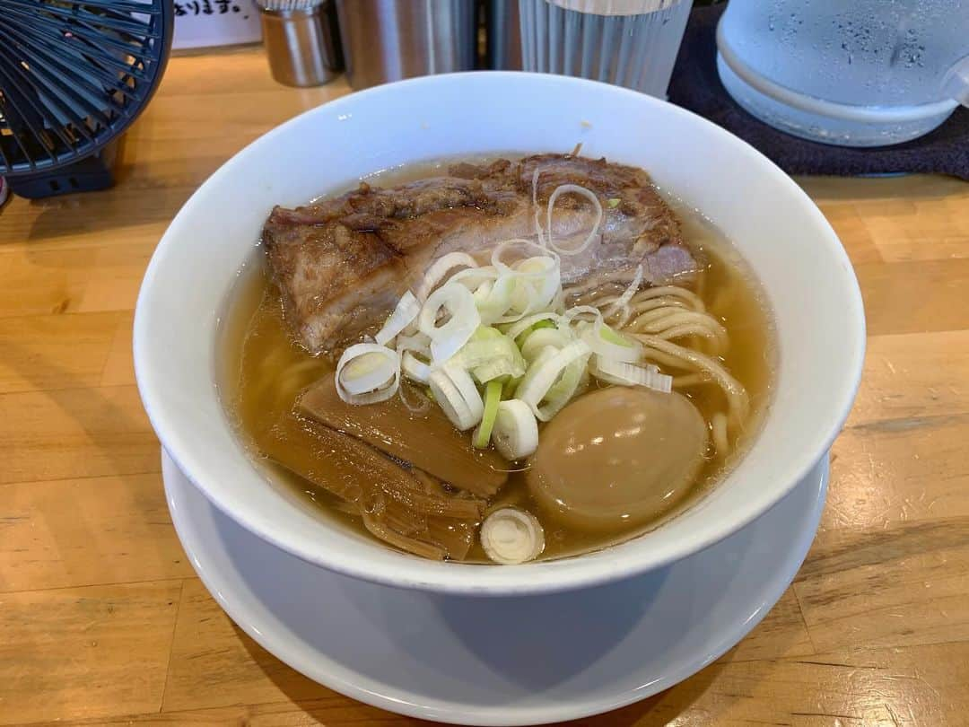 えみっくすさんのインスタグラム写真 - (えみっくすInstagram)「最近のラーメンまとめ(最近じゃない載せ忘れてたやつもあり)  ①ラーメン二郎生田駅前店(生田) @ikuta_jiro  ②野郎ラーメン 秋葉原店 ブルアカコラボ柴関野郎ラーメン(秋葉原) @yaro_ramen  ③らぁめん 生姜は文化。(巣鴨) @ramen_ginger_culture  ④蒙古タンメン中本 東池袋 魚介豆乳タンメン(池袋) @mouko_tanmen_nakamoto  ⑤極楽汁麺 らすた 代々木支店(代々木) ⑥自家製麺MENSHO TOKYO 限定アーモンド坦々麺(春日) ⑦麺恋処いそじ(代々木) ⑧鶏そば みた葉(新宿) @ramenmitaba  ⑨人類みな麺類(大阪 南方) ⑩ラーメン鷹の目 蒲田店 エビクリームまぜそば(蒲田) @takanome_official   🍬 .｡ _________________________ ｡. 🍬   　えみっくすおすすめのグルメ情報を ︎︎ 　　　▶️ #えみっくすグルメ ◀️  　　　でまとめています⸜(*⃙⃘'ᵕ'*⃙⃘)⸝⋆*   　気になるお店があればぜひ食べに行って  　ハッシュタグをつけて投稿してね📷✨  🍬 .｡ _________________________ ｡. 🍬   #ラーメン  #ラーメン部  #ラーメンインスタグラマー  #ラーメンパトロール  #ラーメン女子  #ラーメンインスタグラム  #ラーメン二郎  #ラーメン大好き  #ラーメン好きな人と繋がりたい  #ラーメン巡り  #ラーメンスタグラム  #ラーメン好きと繋がりたい  #ラーメン二郎生田駅前店  #生田二郎  #麺スタグラム  #麺活  #東京ラーメン  #大阪ラーメン  #川崎ラーメン  #野郎ラーメン  #生姜は文化  #蒙古タンメン中本  #mensho  #らすた  #いそじ  #代々木ラーメン  #人類みな麺類  #みた葉  #鷹の目」11月27日 18時30分 - emix_momoka