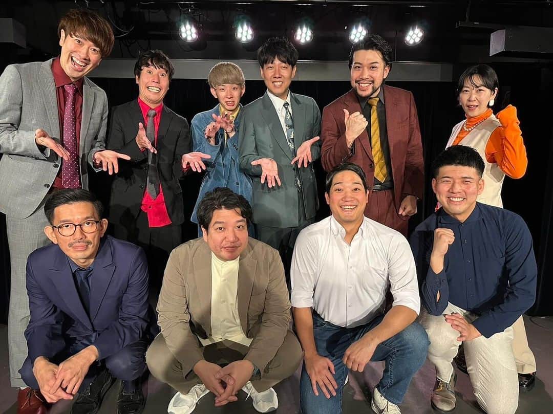 黒沼誠さんのインスタグラム写真 - (黒沼誠Instagram)「レギュラーライブ！  「リスタート」  片方吉本片方フリーの3組のレギュラーライブ！  僕のコンビろどりげすは先日相方のなかちゃんが吉本所属になりました！  なのでもう普通に2人とも吉本です！  今回のリスタートも非常に芸人愛に溢れたライブでした！  相方なかちゃんがタジタジになりながら立ち回ってるので最高ですよ！  なかちゃん！  がんばれ！  #リスタート #ろどりげす #まっこん #なかちゃん #ピノッチオ #とんかつ街道 #きっと君はくるさ #ブラゴーリ #芸人愛 #お笑い芸人 #thanks」11月27日 18時33分 - bfkuronuma