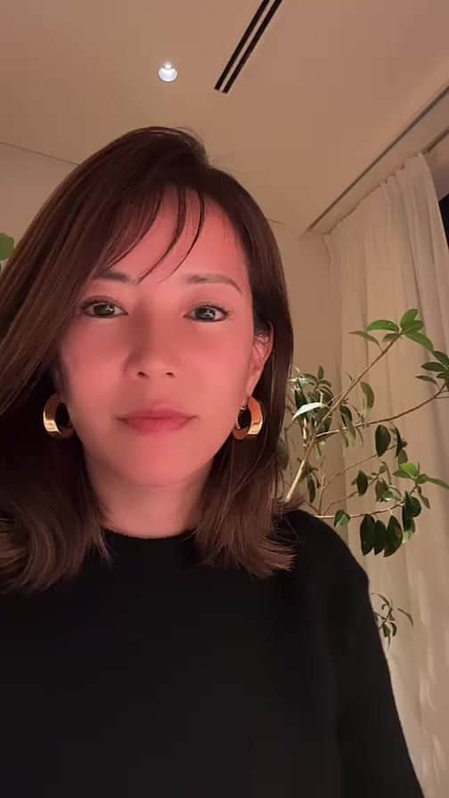 川村真木子のインスタグラム：「ダウンタイム終了宣言LIVE」