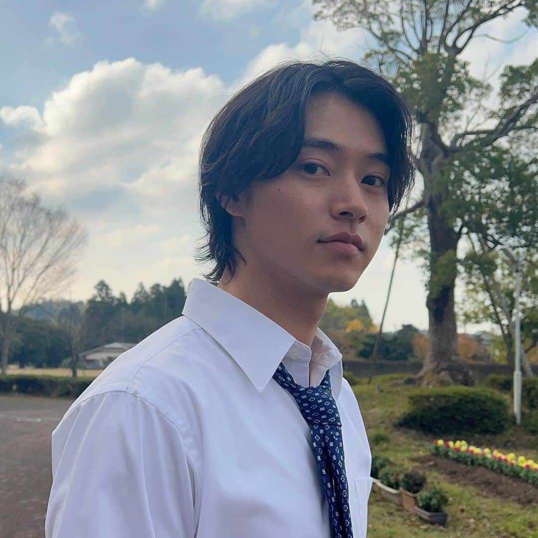 山﨑賢人さんのインスタグラム写真 - (山﨑賢人Instagram)「山﨑賢人1st FAN meeting EVENTの開催会場TOKYO DOME CITY HALLに決定しました！！ 皆様が楽しんで喜んでいただけるような内容を日々考えております！ お楽しみに！！  【詳細】 日程：2024年6月29日(土) 場所：TOKYO DOME CITY HALL  #今日の山﨑さん #FANmeetingEVENT #2024年6月29日開催」11月27日 18時53分 - kentooyamazaki_mg