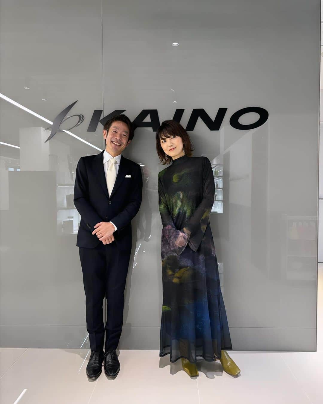 熊木杏里のインスタグラム：「KAINO Beauty Village🎉 オープン式典にて。歌ってまいりました。 熱くて、優しく、人と人との繋がりを大切にされているオーナーのパワーに元気を頂きました。 清水健さんとのトークコンサートも板についてきました？笑  ありがとうございました！」