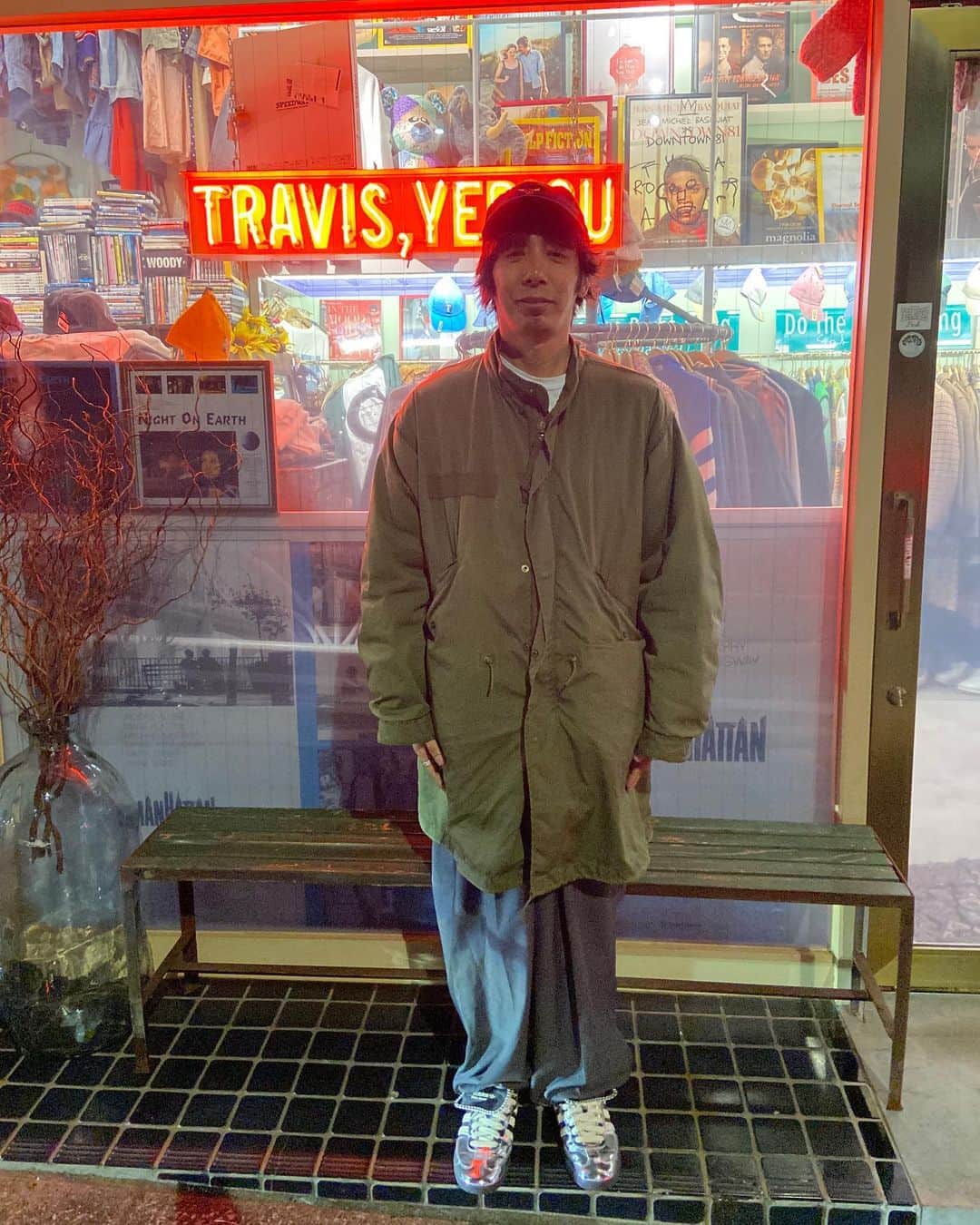 上田歩武さんのインスタグラム写真 - (上田歩武Instagram)「@travis_yebisu popup5日間ありがとうございました！ 来ていただいたお客さん、原田さんありがとうございます！ オーダー分しばしお待ちください！ #グッドウォーキン上田」11月27日 19時30分 - uedaayumu
