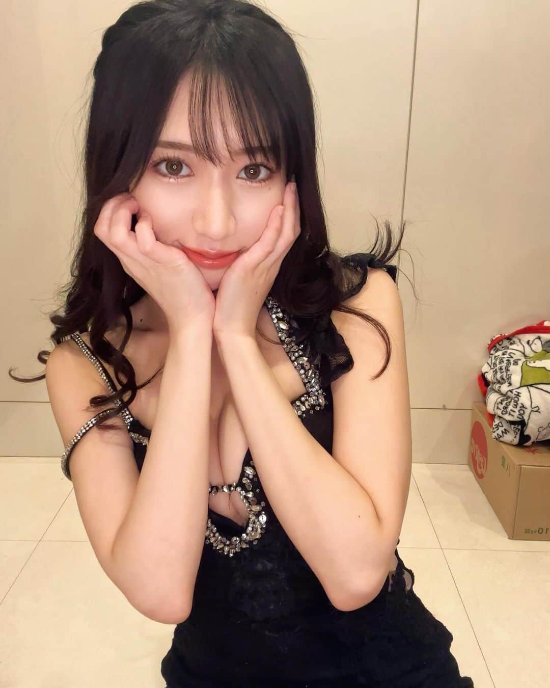 綾奈凛のインスタグラム：「腕たくましいなおい」