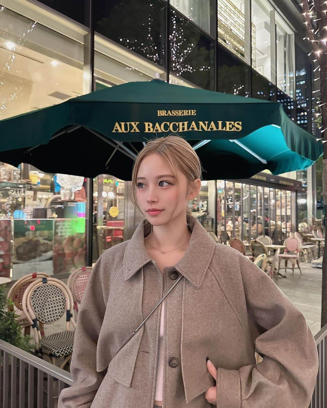 erinaさんのインスタグラム写真 - (erinaInstagram)「この冬におすすめのロングコート🤍  ロングコートって持ってるだけでなんでも合わせやすいから 最近寒いし羽織るだけで一気にオシャレ感増す⤴️  ジーンズで合わせてカジュアルにもなるし ロングブーツで合わせてガーリーにもなれるから ほんまにおすすめアイテム！  @momentplus.official  ライトニットメルトン2wayアレンジカラーロングコート  @zozotown でも販売してるよ  162cm M着用   #momentplus  #moment   #momentambassador  #PR」11月27日 19時52分 - e___rrina