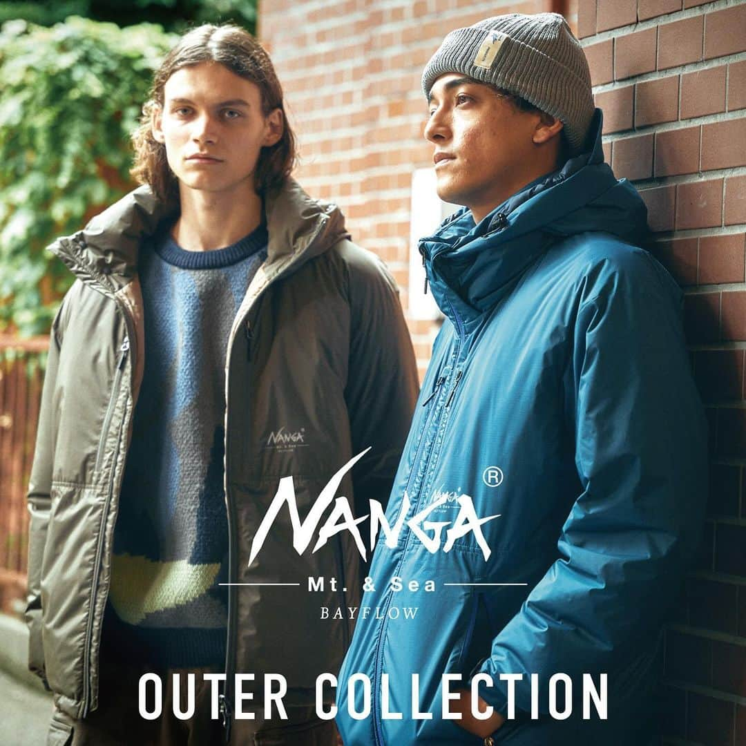 BAYFLOWさんのインスタグラム写真 - (BAYFLOWInstagram)「OUTER COLLECTION for Men  🛍️ #NANGAオーロラダウン_bf 6シーズン目を迎えたBAYFLOWとNANGAのコラボライン「NANGA Mt&Sea BAYFLOW」 今シーズンはNANGAで長年愛されている定番モデル「オーロラダウンジャケット」をBAYFLOWがアレンジ。 様々なアクティブシーンをサポートする、優れた機能性が揃います。  📍表生地には【NANGA】独自開発ファブリックの防水透湿素材『オーロラテックス(R)』を使用。 耐水圧20000mmで、雨などの侵入を防ぎます。  📍透湿性6000g/m2/24hrsのダウンを封入。 ダウン内部からの湿気を外に逃がしてくれるので、衣類内が蒸れることが少なく、ドライで快適な着心地を維持します。  📍配色で色を変えた裏地などもポイントです。(黒以外のカラー)  @nanga_official   #NANGA #ナンガ  #BAYFLOW #ベイフロー #ダウンジャケット #ダウンブルゾン #カラーアウター #軽量アウター」11月27日 20時09分 - bayflow_inc