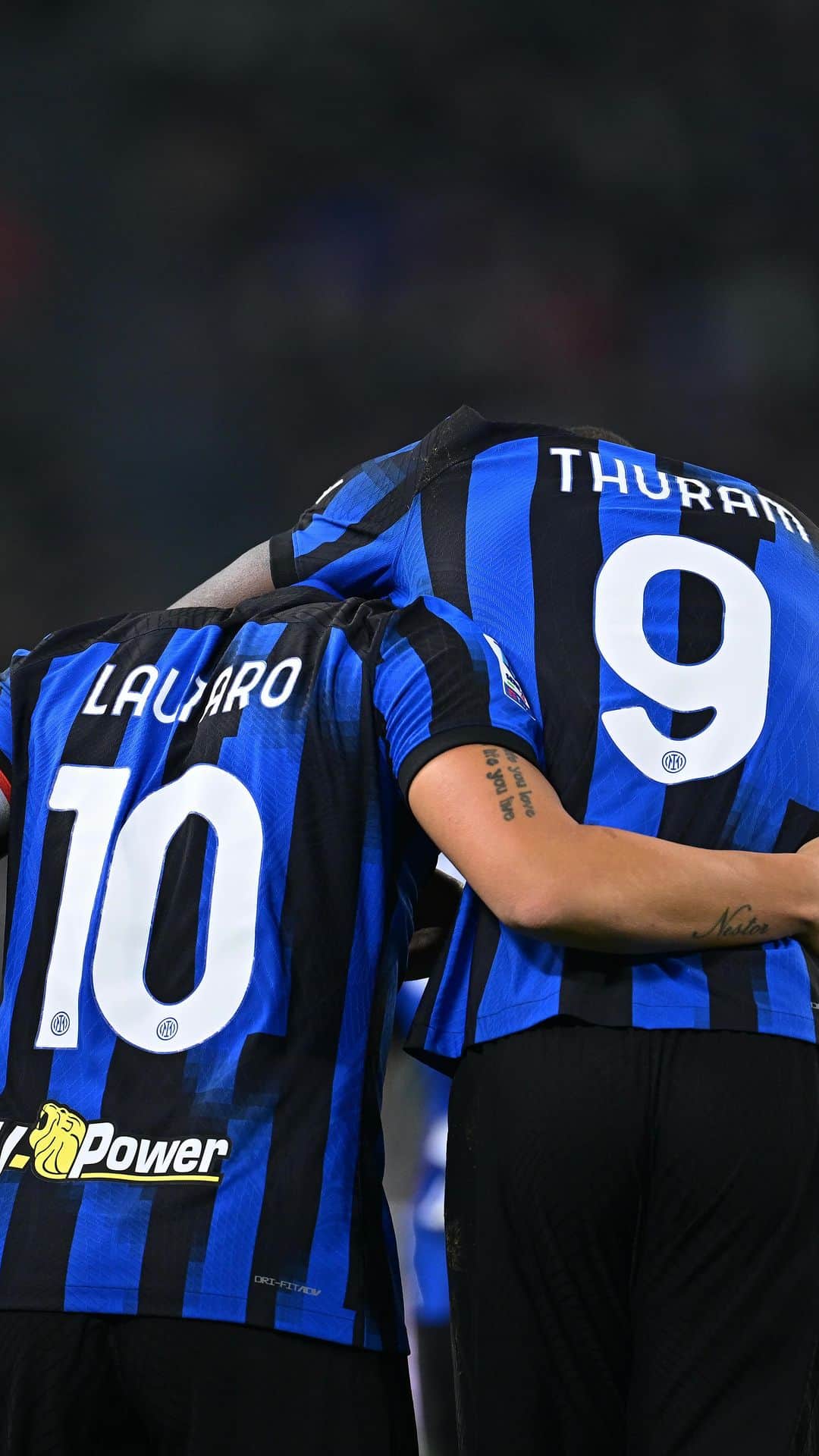 のインスタグラム：「Goal tutorial: act like Tikus and Lauti 📚😎  #ForzaInter #JuventusInter」