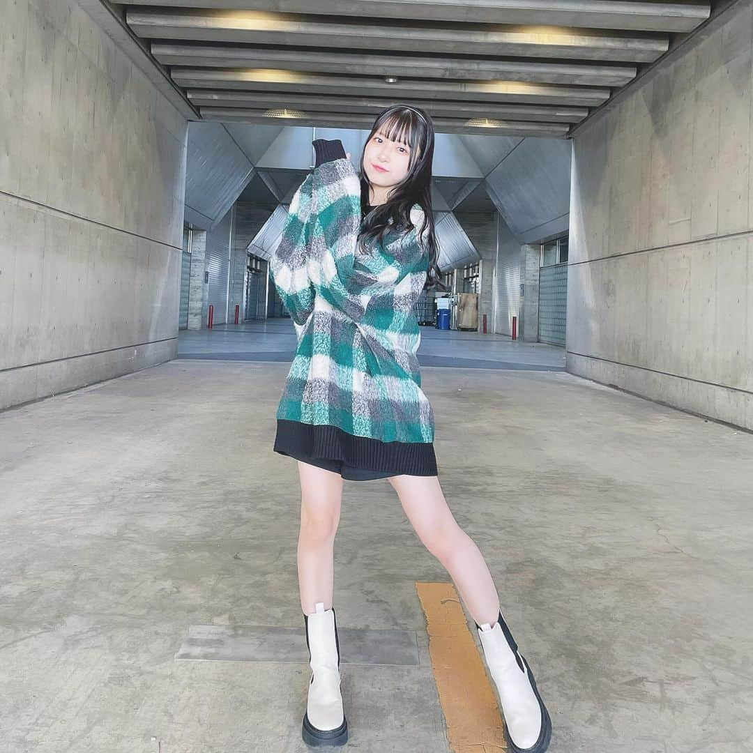 橋本陽菜のインスタグラム：「🐢 * だぼっと服☺️ かわいい？ * #ootd #INGNI #GU  #アイドルなんかじゃなかったら #握手会 #pyonstagram  #AKB48 #アイドル#富山 #富山県 #はるpyon #橋本陽菜#圧倒的橋本陽菜 #橋本陽菜を広める」