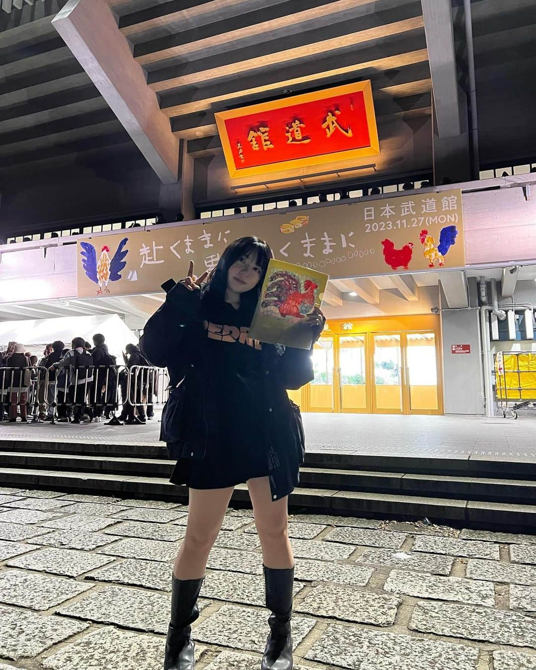 麻倉瑞季のインスタグラム：「PEDRO武道館2days 両日参戦🌷  新曲祭りでわくわくなライブでした✌🏻 ツアーも発表されたのてますます楽しみだー！ 久しぶりにアユニちゃん見れて良かった！頑張れる！」