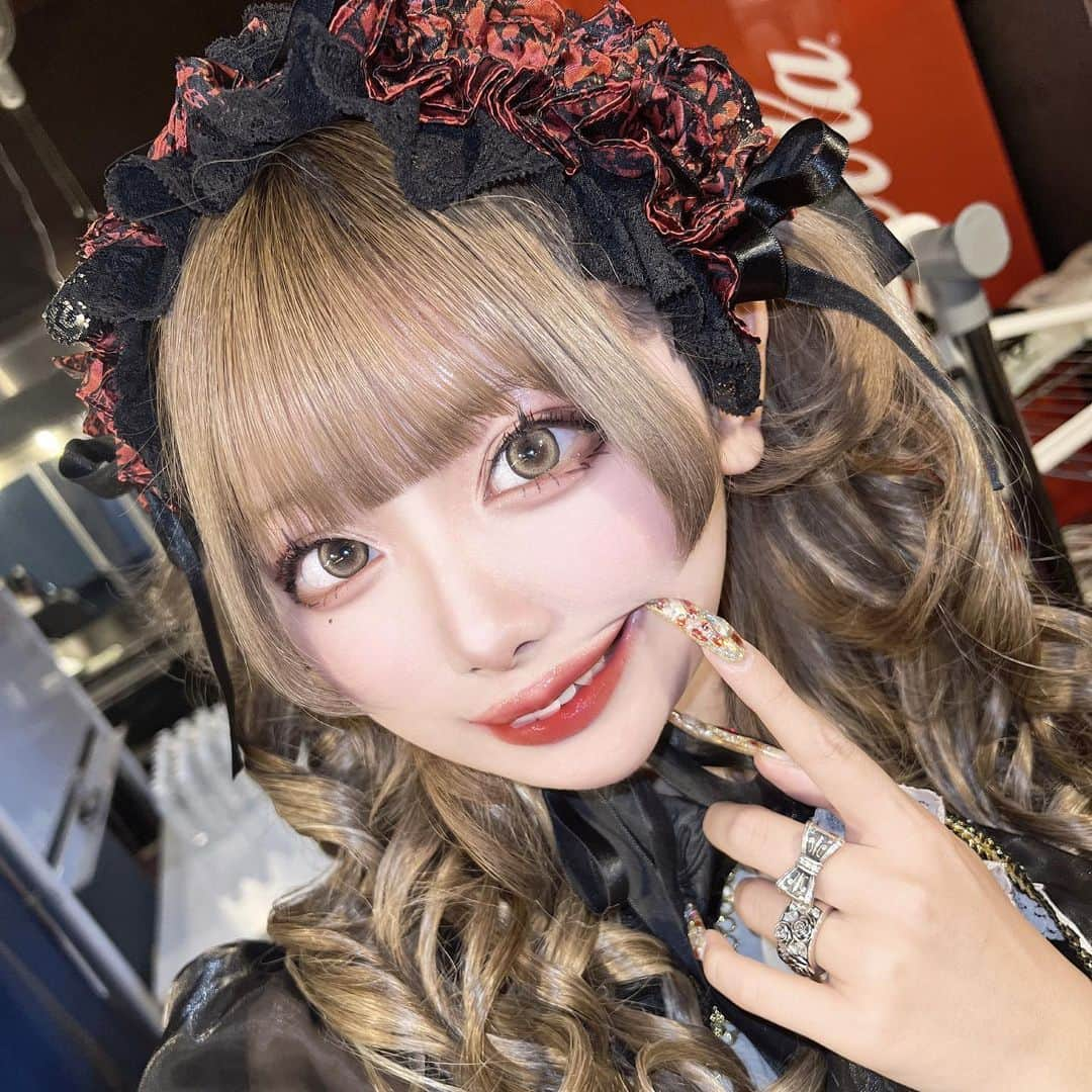 下園れいかさんのインスタグラム写真 - (下園れいかInstagram)「イ」11月27日 20時50分 - misolade_reika