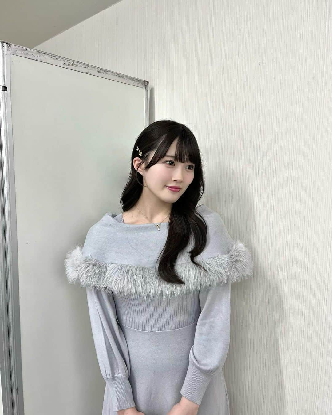 山根涼羽さんのインスタグラム写真 - (山根涼羽Instagram)「. 冬はお洋服の系統がごちゃまぜです ☁️ どのわたしがお好きですか … ？  #tocco #ワンピースコーデ #冬コーデ」11月27日 20時48分 - suzuha48yamane16