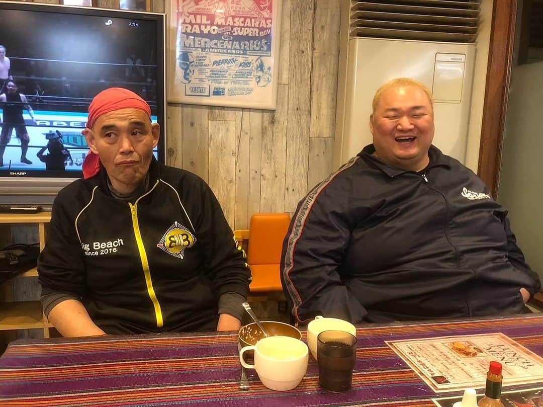浜亮太のインスタグラム：「前橋【どすこいうどん浜ちゃん】に御来店頂き有り難うございました！ 11/28(火)は！  昼11:30〜14:00 のみの営業です！ (うどんがなくなり次第終了)  宜しくお願い致します🤲  #浜亮太  #前橋  #どすこいうどん浜ちゃん  #手打ちうどん」