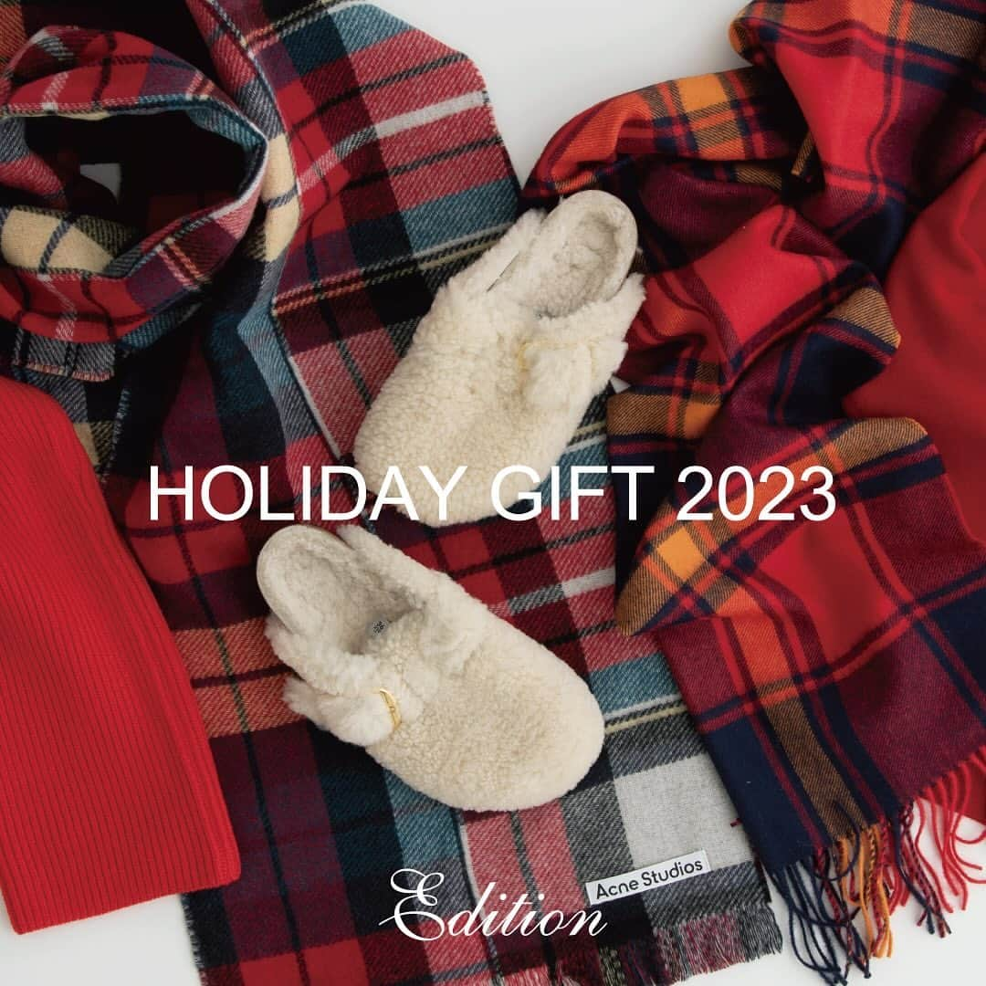 エディションのインスタグラム：「〈HOLIDAY GIFT 2023〉  P.2 SCARVES  Acne Studios  93-04-35-04030 / ¥38,500 (tax in)  P.3 SHOES BIRKENSTOCK 38-01-35-01008 / ¥30,800 (tax in)  #acnestudios #birkenstock  #fw23 #edition_holidaygift2033 #edition_jp #tomorrowland_jp」