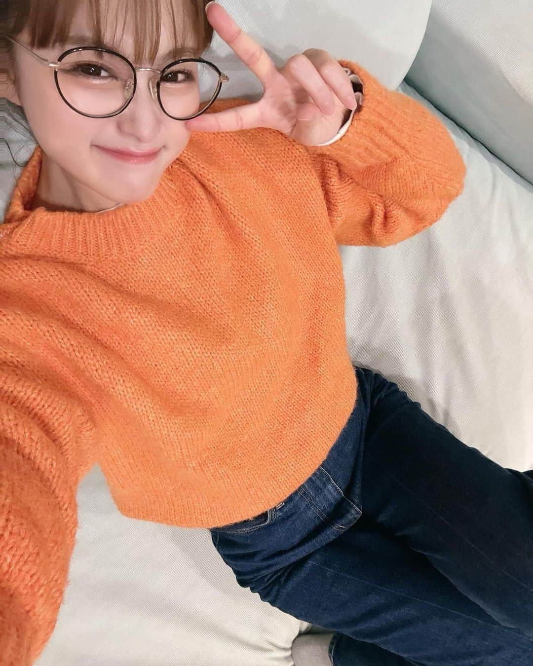 鈴木奈々さんのインスタグラム写真 - (鈴木奈々Instagram)「今日はオレンジのニット着たよー🧡」11月27日 21時12分 - nana_suzuki79