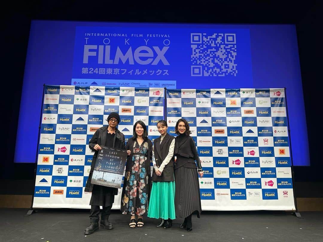 永瀬正敏さんのインスタグラム写真 - (永瀬正敏Instagram)「⁡ 先日『TOKYO FilMex』での 『Last Shadow at First Light』JAPANプレミア上映 お越しいただいた皆さんありがとうございました！ 無事に参加出来て良かった、、、。 皆さんとの再会も嬉しかったです ⁡ from M.Nagase ⁡ ⁡ #LastShadowatFirstLight #TOKYOFilMex #一枚目の写真はシンガポールのアーティストが描かれたもの #Nicole監督にいただきました ⁡ ⁡」11月27日 21時23分 - masatoshi_nagase_official