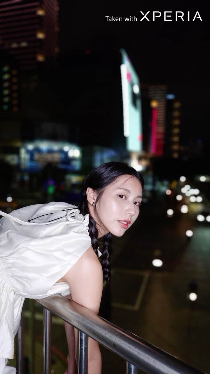 Sony Mobileのインスタグラム：「For breathtaking portraits even in low light, strike a pose with all-new Bokeh mode on #Xperia5V & #Xperia1V! Like #WowXperia creator @__jjjason, shoot like a pro wherever the day takes you📷.  Inspired by the simple creative techniques of creators, share your photo or movie with the hashtag #WowXperia on Instagram.    For your image to be eligible for reposting, you must ensure the following:     ✓You tag #WowXperia, the name of your country or region (e.g. #Taiwan), and the name of your Xperia device (e.g. #Xperia5V)   ✓You capture with an Xperia device   ✓You follow @SonyXperia on Instagram   ✓You read and accept our Terms & Conditions     If we choose to feature your photo or movie, we will contact you first via Instagram Direct.    #Sony #Xperia #SonyXperia #Videography #Photography #Xperia5V」