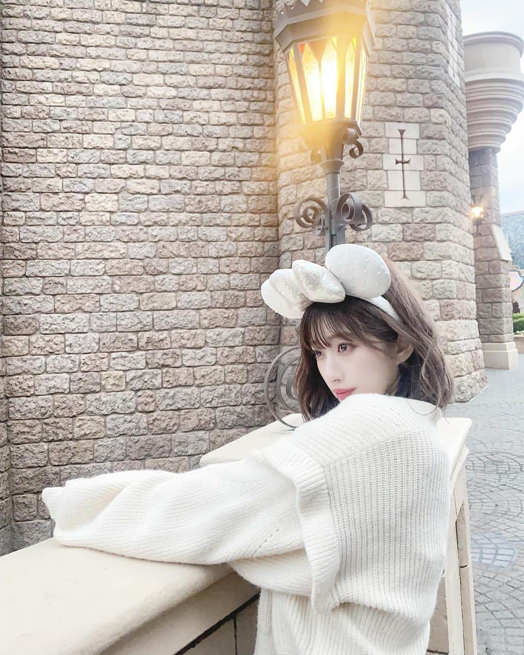 泉あいりさんのインスタグラム写真 - (泉あいりInstagram)「☁🫧🤍」11月27日 21時48分 - __ochiairi__