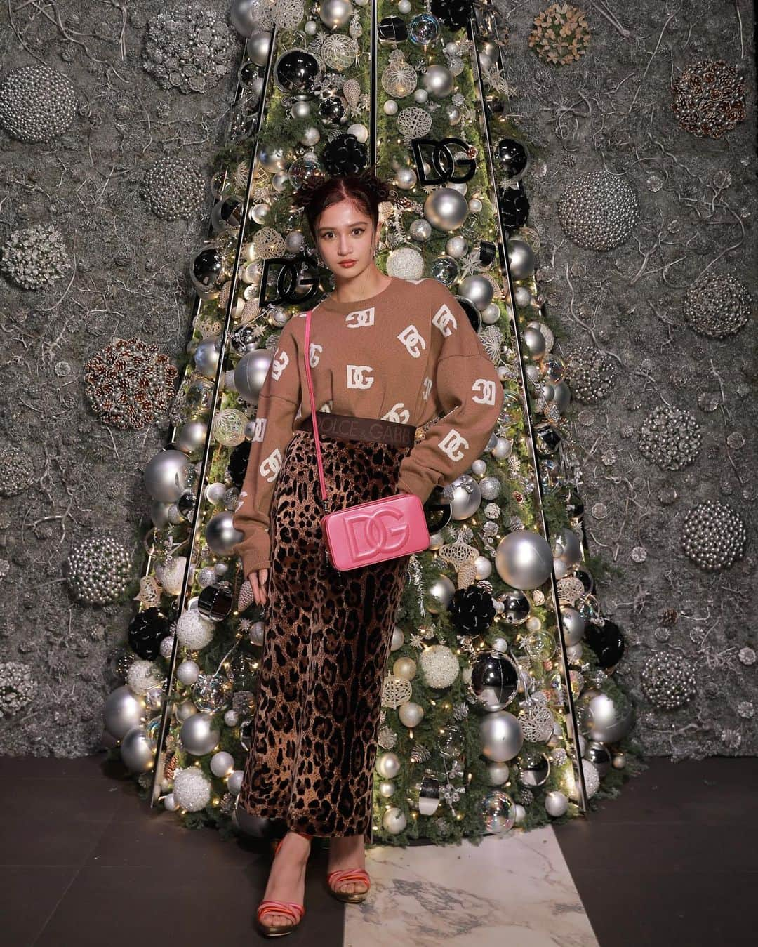 Takiさんのインスタグラム写真 - (TakiInstagram)「DOLCE & GABBANA HOLIDAY 2023 🎄  @dolcegabbana #DolceGabbana #DGHolidays #ドルチェガッバーナ #DGホリデー #PR」11月27日 22時06分 - taki_faky