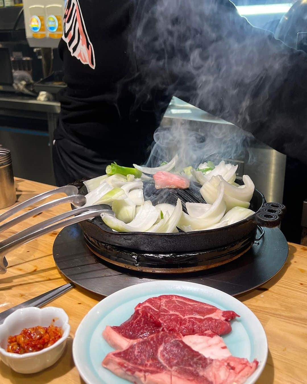 瀬戸あゆみさんのインスタグラム写真 - (瀬戸あゆみInstagram)「食い倒れた北海道でした🦀 清々しいほどに寒かった！❄️」11月27日 22時10分 - setoayumi