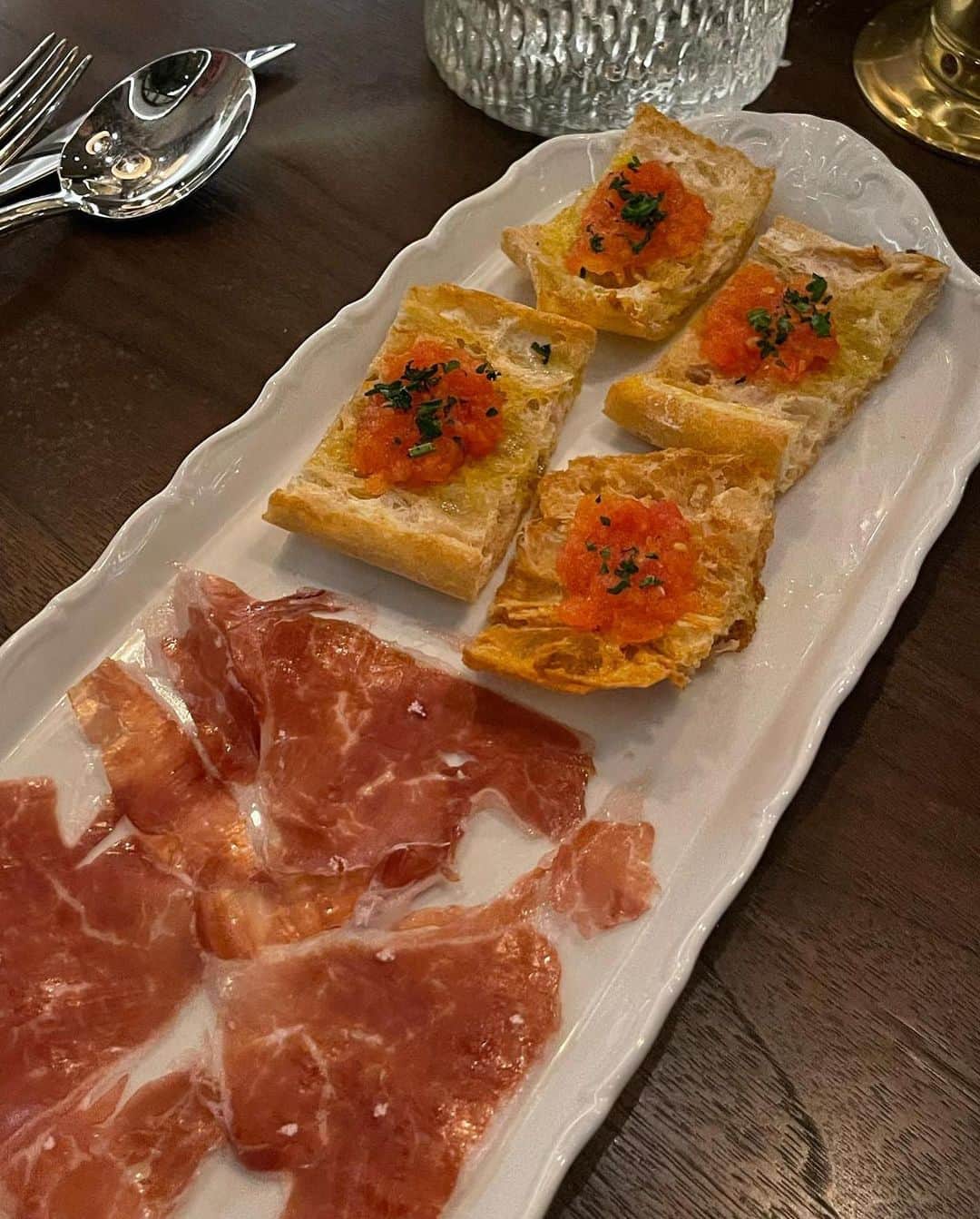 Bianca Ingrossoさんのインスタグラム写真 - (Bianca IngrossoInstagram)「Don’t ask me why I haven’t been to my fathers new restaurant @aperitivo_ingrosso in Sthlm before but this was truly AMAZING in my mouth 😋🫶🏻 Wow wow wow @emilioingrosso @asa_ingrosso」11月27日 22時11分 - biancaingrosso
