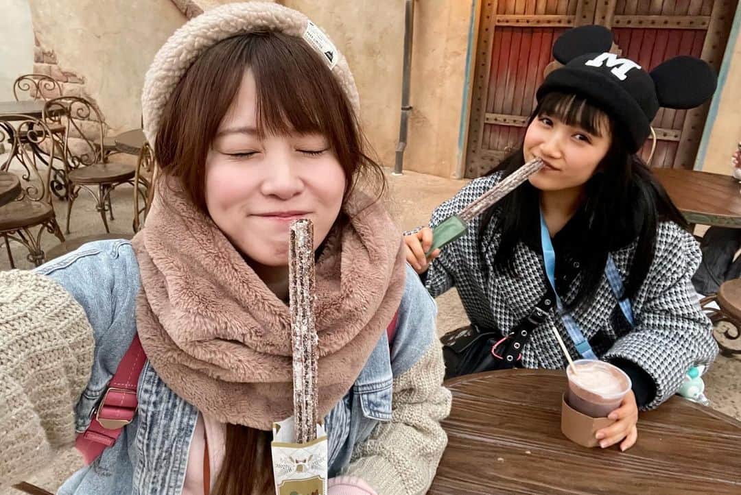 山崎玲奈さんのインスタグラム写真 - (山崎玲奈Instagram)「Disney Sea🐭🌏🌋🧜‍♀️💕 ・ ・  #ディズニー  #ディズニーシー  #disney  #ミッキー   #ディズニーだいすき 😍」11月27日 22時18分 - renayamasaki07