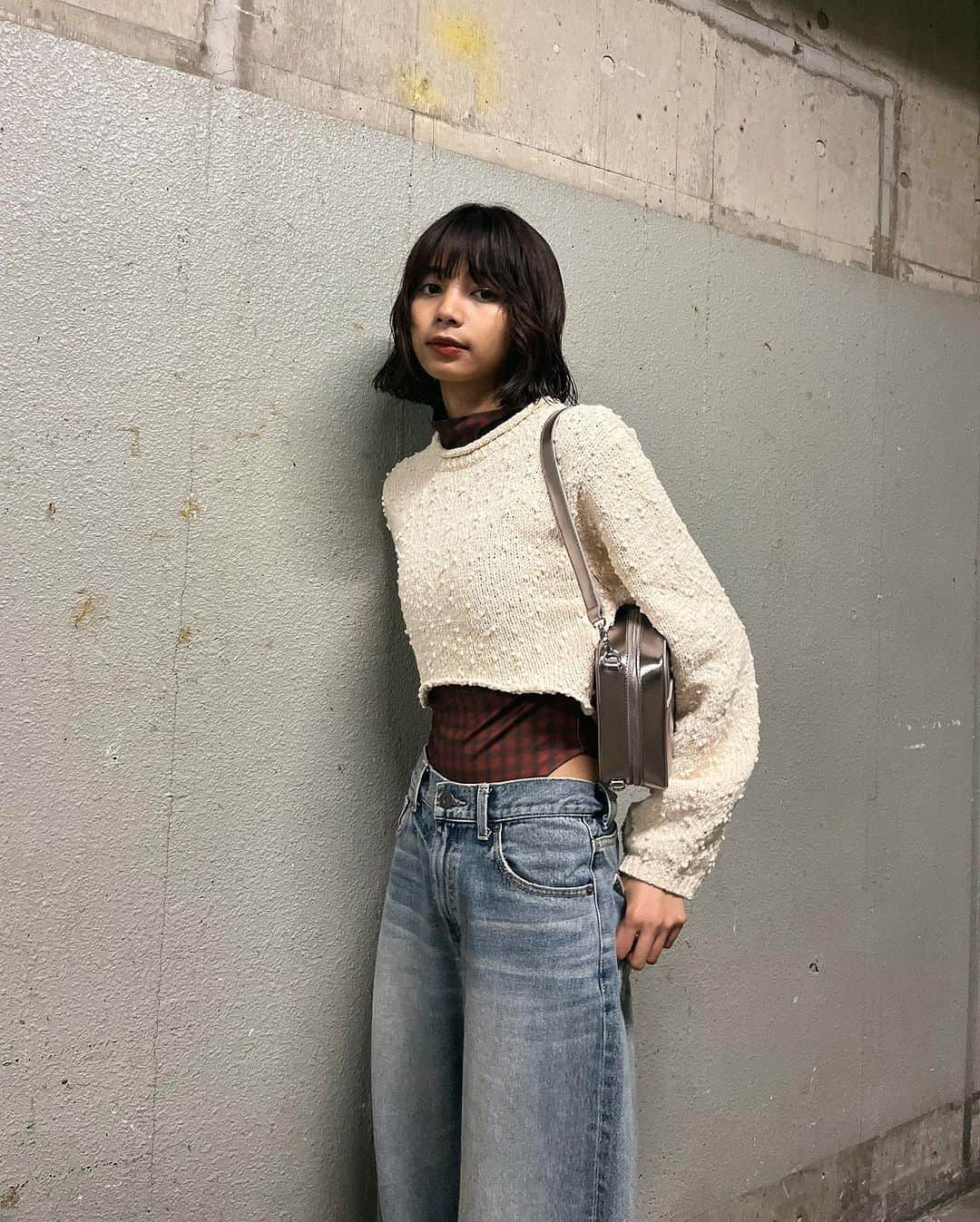 MOUSSY SNAPさんのインスタグラム写真 - (MOUSSY SNAPInstagram)「#MOUSSYSNAP @heiseru_an 164cm LUMINE TACHIKAWA STAFF / ルミネ立川店スタッフ  ・WIDE SLEEVE CROPPED KNIT(010GA670-6780) ・MOTION CHECK BODY SUIT(010GAS80-5520) ・WIDE BAGGY STRAIGHT(010GA611-5260) 全国のMOUSSY店舗／SHEL'TTER WEBSTORE／ZOZOTOWNにて発売中。  #MOUSSY #MOUSSYJEANS」11月27日 22時14分 - moussysnap
