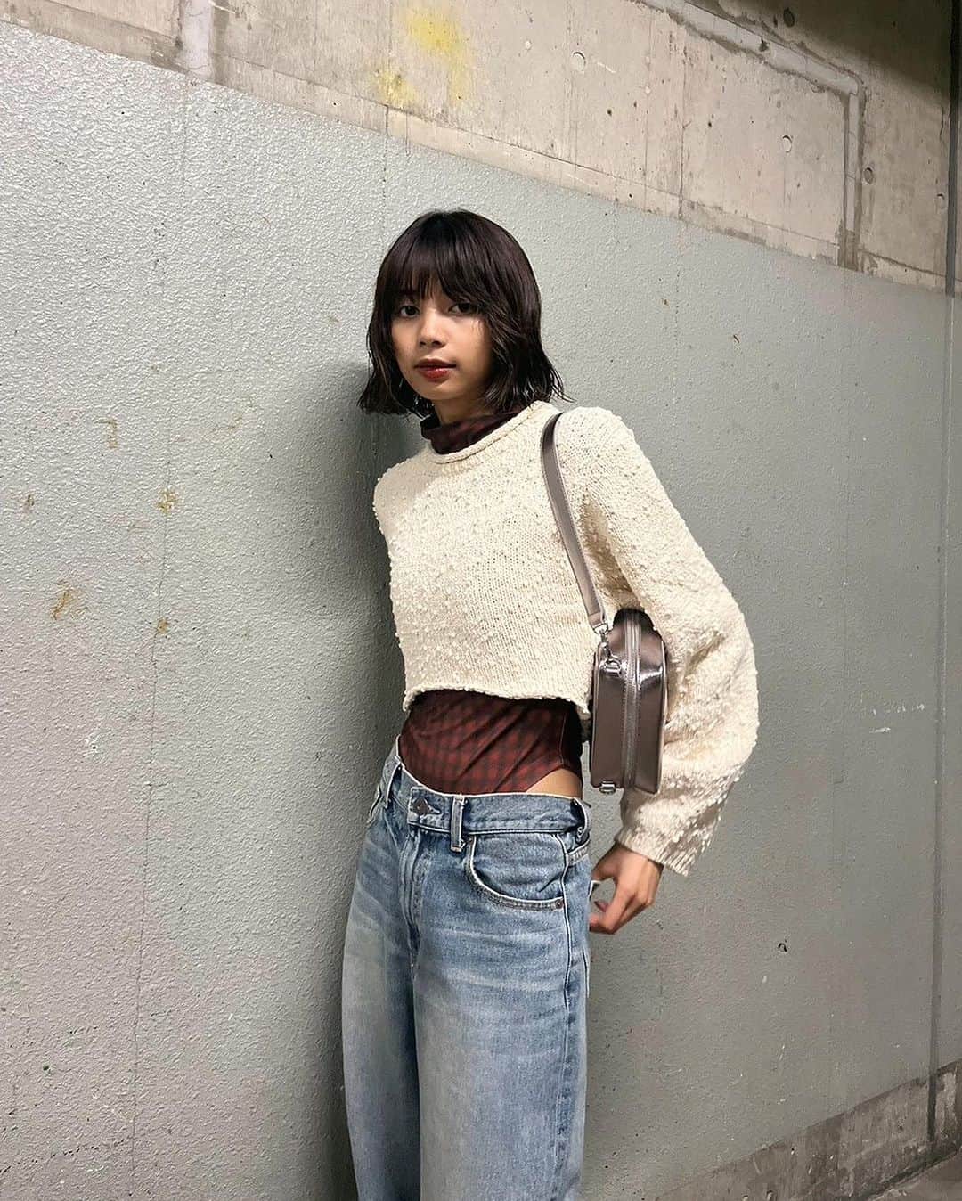 MOUSSY SNAPさんのインスタグラム写真 - (MOUSSY SNAPInstagram)「#MOUSSYSNAP @heiseru_an 164cm LUMINE TACHIKAWA STAFF / ルミネ立川店スタッフ  ・WIDE SLEEVE CROPPED KNIT(010GA670-6780) ・MOTION CHECK BODY SUIT(010GAS80-5520) ・WIDE BAGGY STRAIGHT(010GA611-5260) 全国のMOUSSY店舗／SHEL'TTER WEBSTORE／ZOZOTOWNにて発売中。  #MOUSSY #MOUSSYJEANS」11月27日 22時14分 - moussysnap