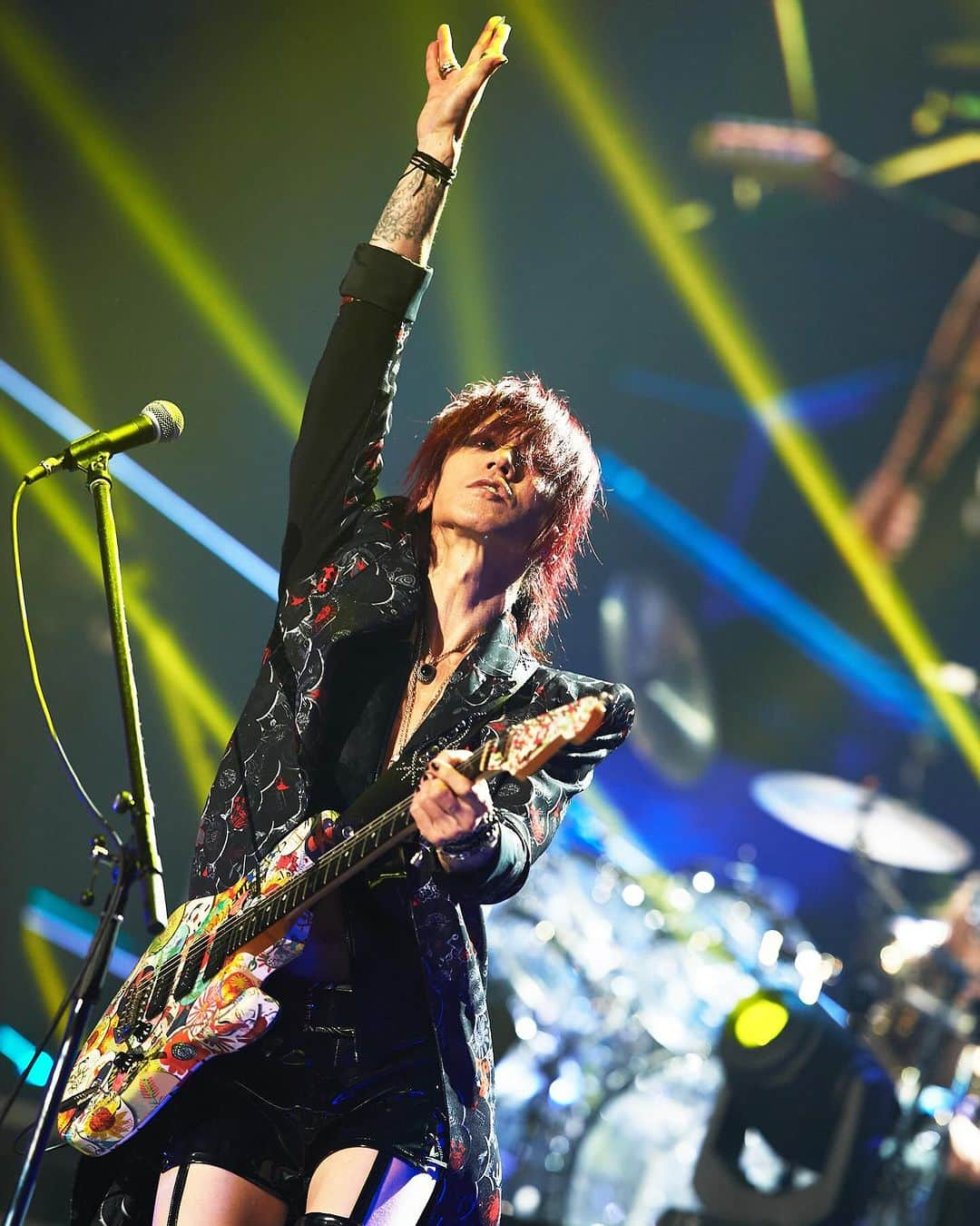 SUGIZOさんのインスタグラム写真 - (SUGIZOInstagram)「In THE LAST ROCKSTARS @ ARIAKE ARENA.  Photo by Keiko TANABE.  #THELASTROCKSTARS #TLRS #YOSHIKI #HYDE #SUGIZO #MIYAVI」11月27日 22時29分 - sugizo_official