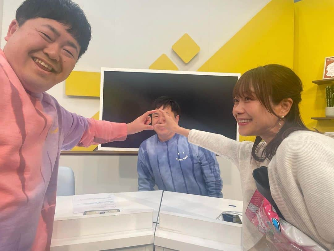 須賀由美子さんのインスタグラム写真 - (須賀由美子Instagram)「今日も #イブ6プラス  #とちぎテレビ  ありがとうございました♪ ララランキングでは #岩下の新生姜ミュージアム のカフェメニューランキングをお届け♪ クリスマスメニューやイベントご紹介🌟とっても美味しそう♪ そしてお天気カメラからは綺麗な 満月見えました🌕」11月27日 22時44分 - tottiyumi