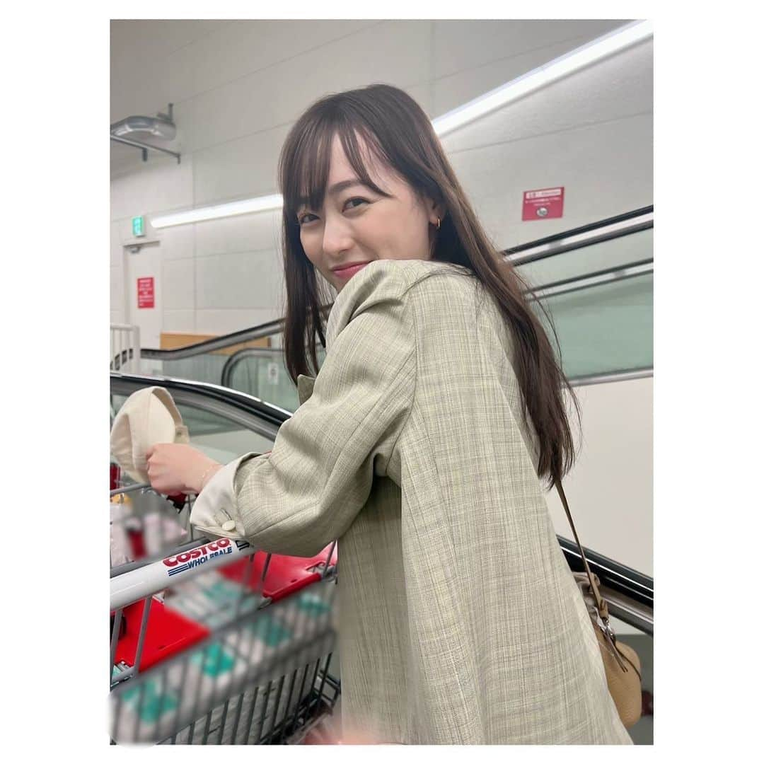 福原遥さんのインスタグラム写真 - (福原遥Instagram)「. コストコに行って 大はしゃぎな福原でした🛒 #はるかふく」11月27日 22時48分 - haruka.f.official