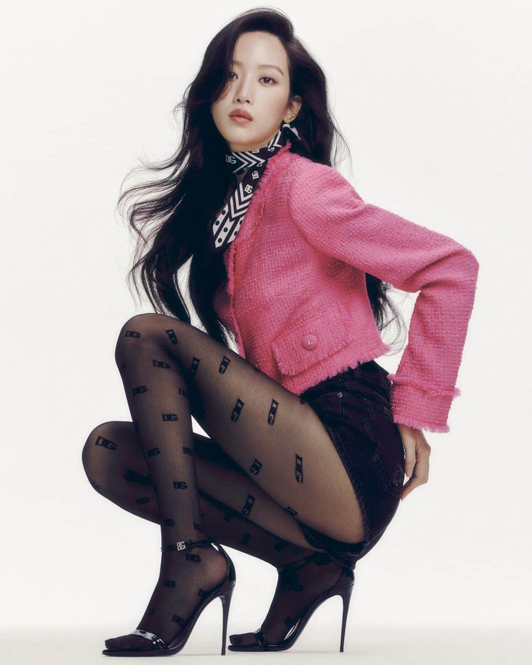 ドルチェ&ガッバーナのインスタグラム：「Introducing @m_kayoung as the new #DolceGabbana Global Ambassador.  A journey of creativity and elegance, this collaboration promises to redefine the intersection of fashion and cinematic grace, bringing forth a new chapter in the brand’s legacy.  #DGXMUNKAYOUNG」