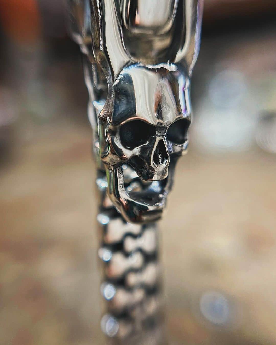 クレイジーピッグさんのインスタグラム写真 - (クレイジーピッグInstagram)「🔥INTRODUCING 7 NEW DESIGNS AVAILABLE NOW!🔥   - Tiny Skeleton Pendant  - Tiny Skeleton Earrings  - Ancient Tiger Ring  - Indian Chief Guitar Pick Pendant  - 666 Ring  - Manta Ray  - Skull Zip Necklace   Hand carved by Armand Serra ⚒️ which is your favourite?  . . . . #skeleton #ring #silver #sterling #biker #christmas #present #gift #luxury #fashion #gothic #pendant #skull」11月27日 23時04分 - crazypigdesignslondon
