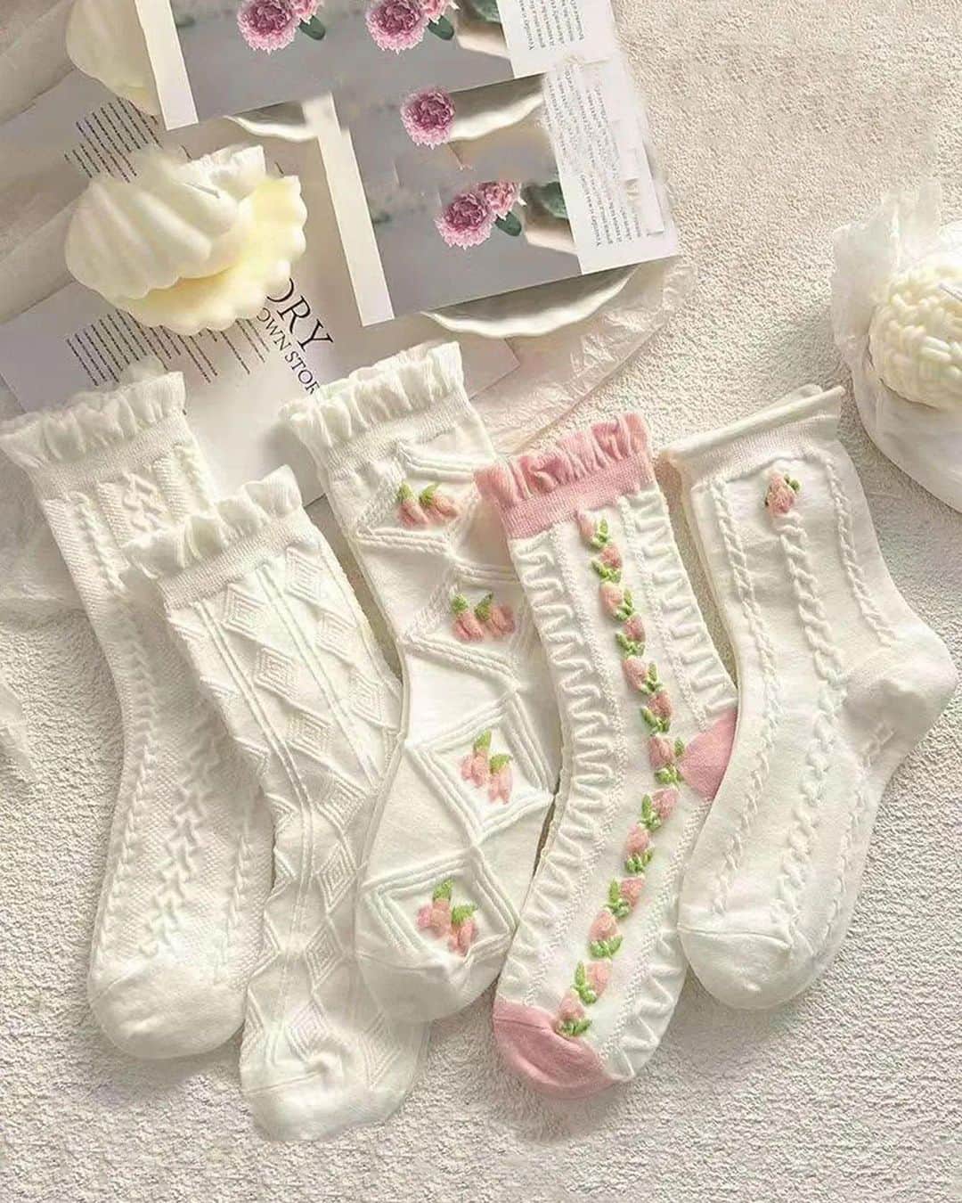 SHEINさんのインスタグラム写真 - (SHEINInstagram)「Need to beat the chill? ❄️ Sock it to 'em this winter in super snuggly sets! 🧦 Which whimsical look is your vibe: 1, 2, or 3? 👇    🔎 24825994 25768928 19008102  #SHEIN #SHEINforAll #SHEINstyle #fashion #chic #saveinstyle」11月27日 23時30分 - sheinofficial