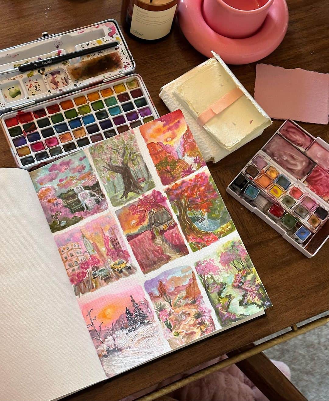 Amber Fillerup Clarkのインスタグラム：「Which is your fav? 🥰 Frankie’s voice in the second video just kills me 😭🥹」