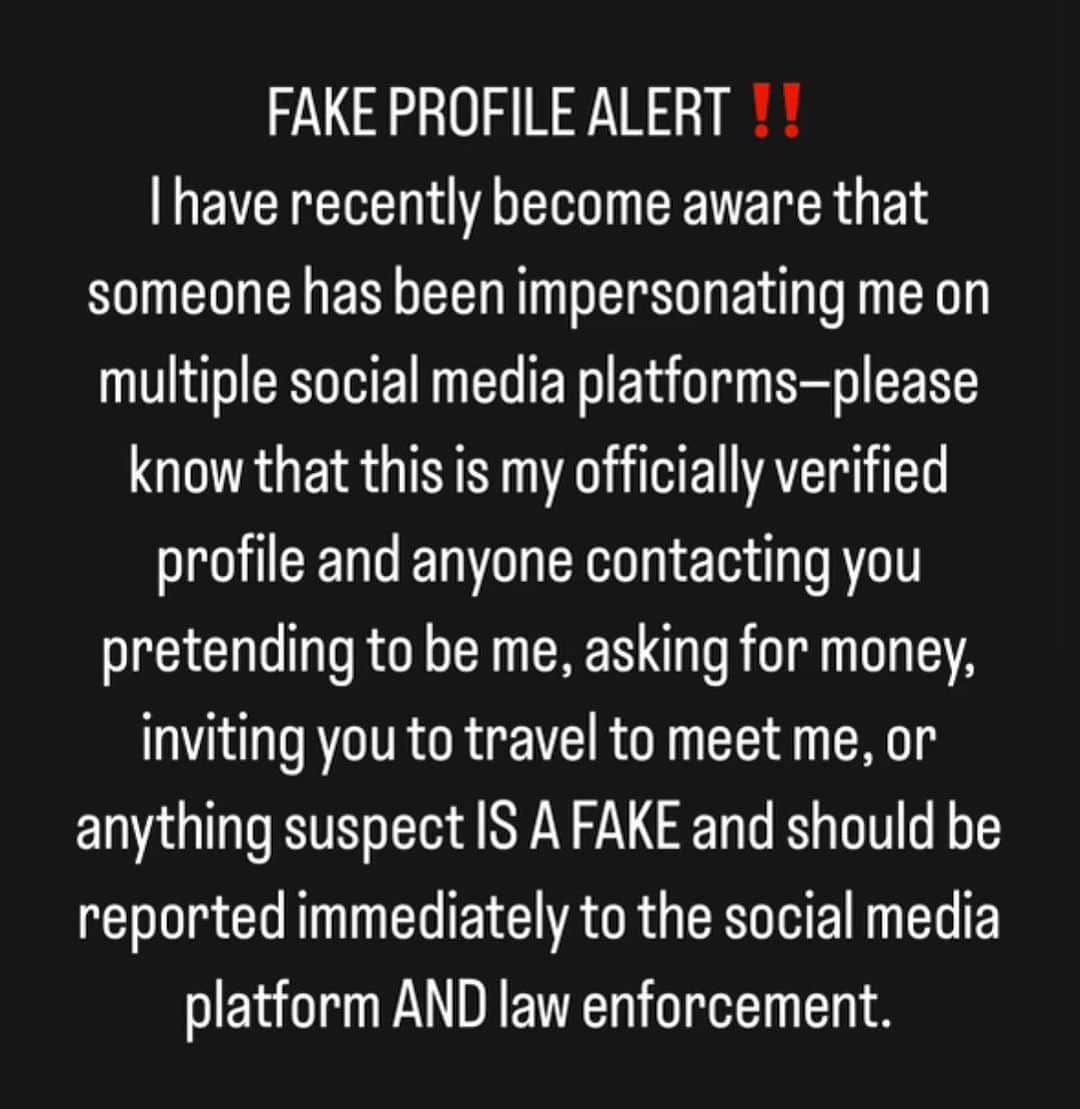 アンジー・ハーモンのインスタグラム：「If you are being contacted, IN ANY WAY, by anyone that says they are me please ignore, BLOCK & report IMMEDIATELY.」