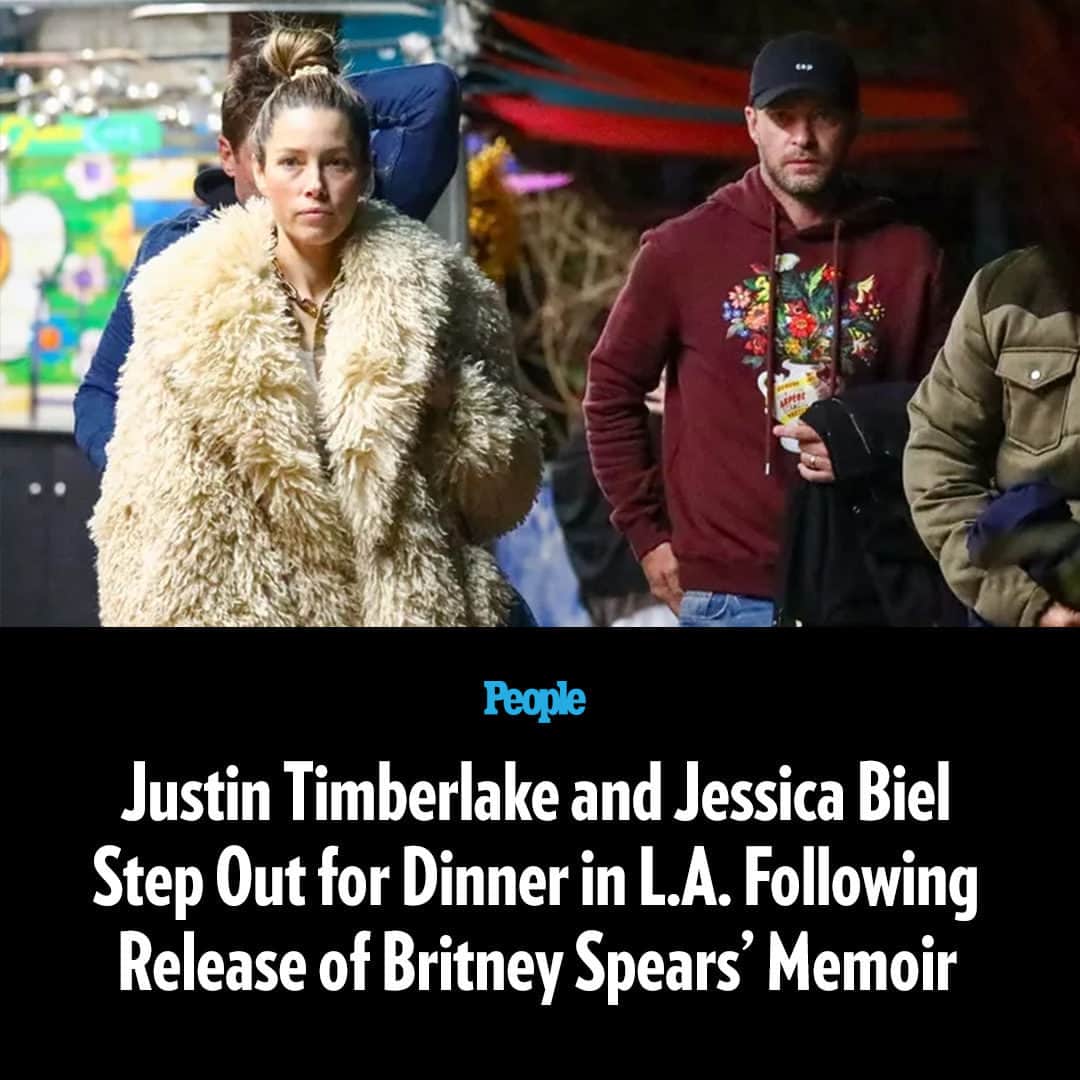People Magazineのインスタグラム：「Justin Timberlake and Jessica Biel are spending some quality time together.  The pair’s appearance comes a month after the release of Britney Spears’ memoir 'The Woman in Me,' in which she detailed her breakup with ex Timberlake and her abortion.  For the full story, tap the link in bio.   📷: Backgrid」