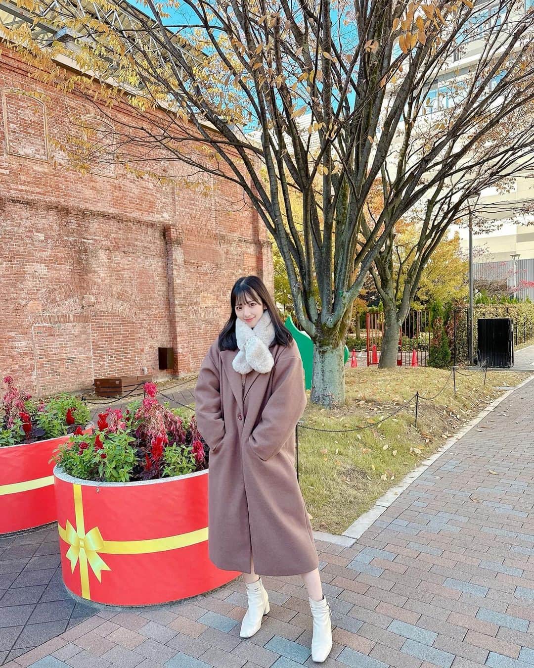 末永桜花さんのインスタグラム写真 - (末永桜花Instagram)「𓂃𓈒𓏸 ⁡ ･ ･ ⁡ 冬服がいちばんすき⛄️ ⁡ ･ ･ ⁡  #コート #冬コーデ #ティペット #冬服」11月28日 3時03分 - ouka_ske0226