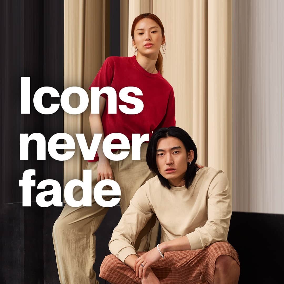 American Apparelのインスタグラム：「Iconic classics and essentials, American Apparel garments are more than clothing. Shop our full line now. 🟥​​ ⬜ ​  #americanapparel #fashionicons #streetwear」