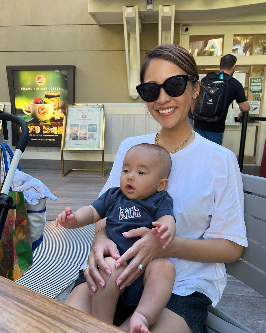 Risako Yamamotoさんのインスタグラム写真 - (Risako YamamotoInstagram)「息子との2ショット嬉しい🍒♡  #love #motherandson #babyboy #4monthsoldbaby #mamalife #ママライフ #男の子ママ」11月28日 3時48分 - risako_yamamoto