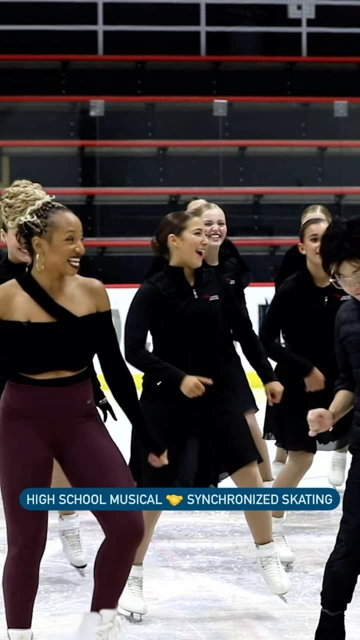 モニーク・コールマンのインスタグラム：「The collab you never knew you needed for the unofficial anthem of Synchronized Skating 😏   Who else is stoked for Synchro season to start ramping up?!  #SkateSynchro」